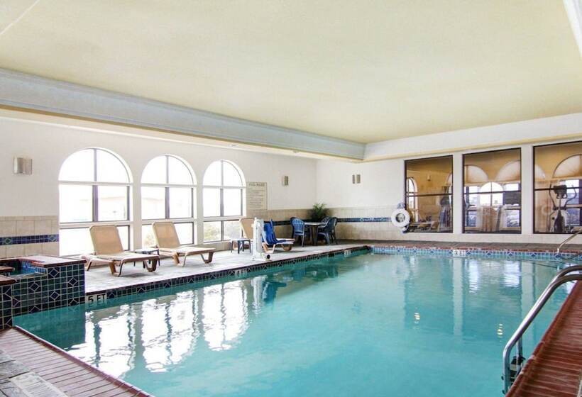 בית מלון כפרי Comfort Suites Fort Stockton