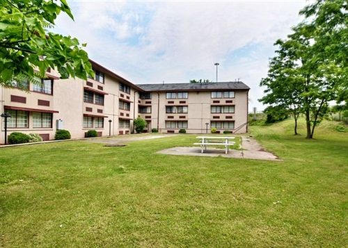 فندق Econo Lodge