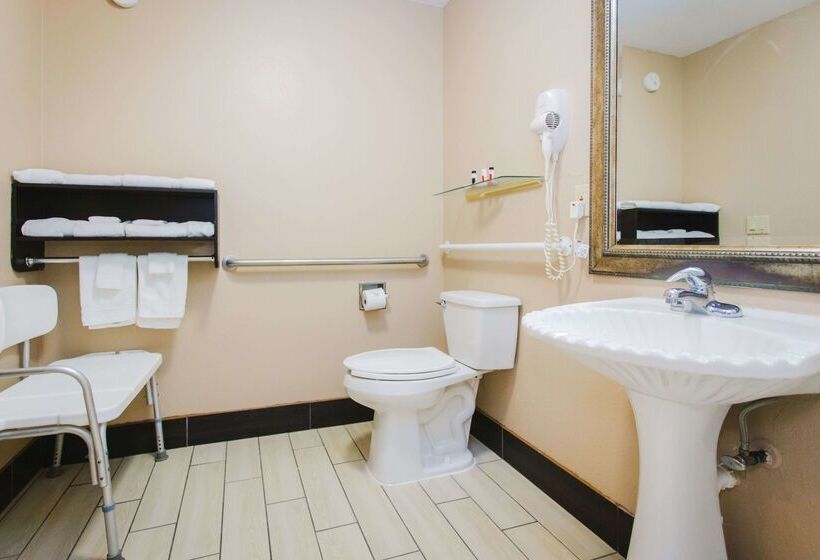 בית מלון כפרי Days Inn By Wyndham Rosenberg