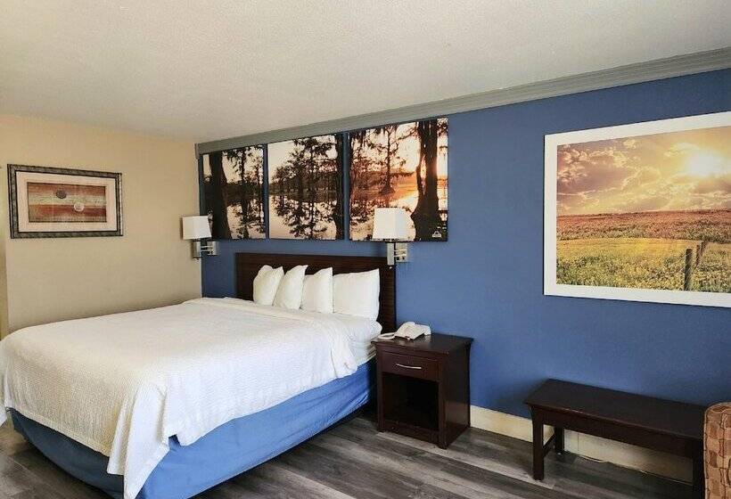 בית מלון כפרי Days Inn By Wyndham Rosenberg