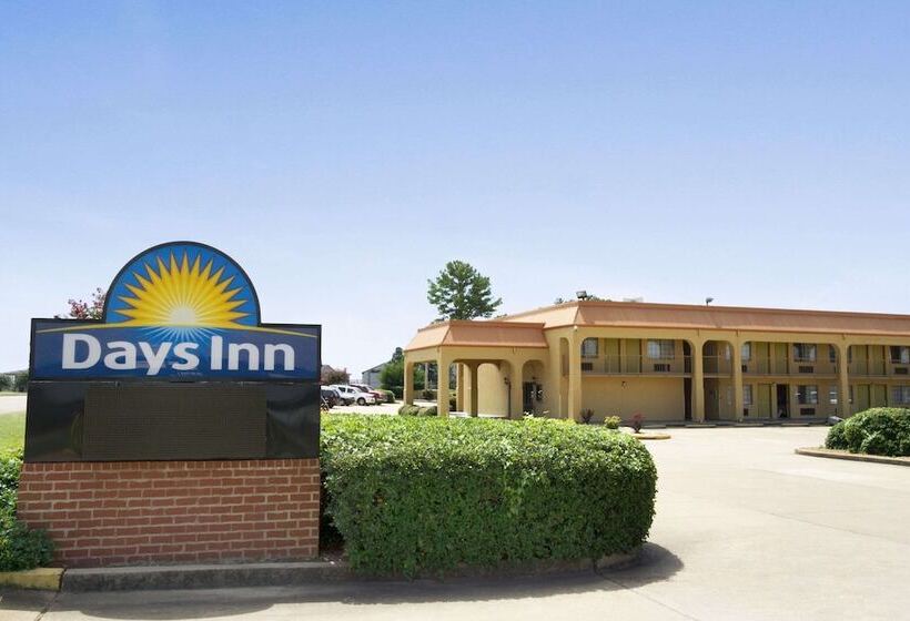 בית מלון כפרי Days Inn By Wyndham Southaven Ms