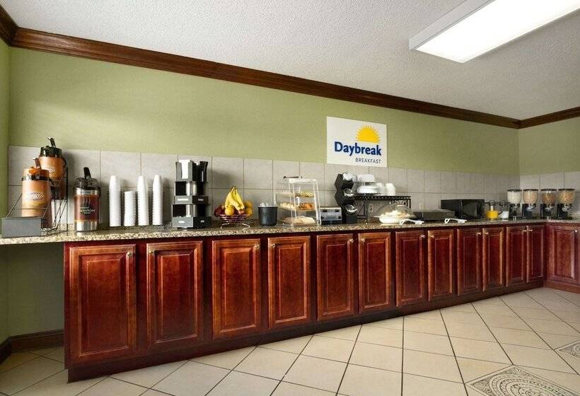 בית מלון כפרי Days Inn By Wyndham Southaven Ms