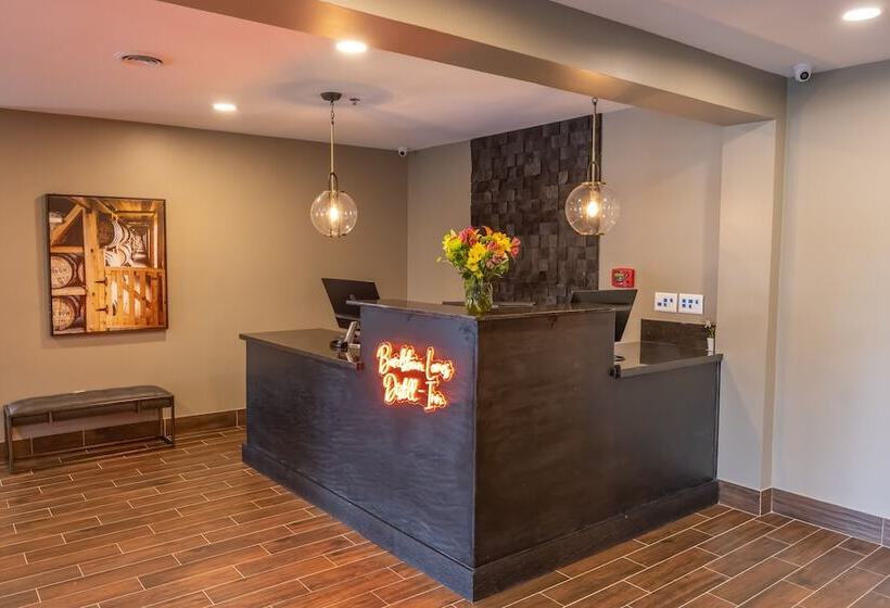 فندق Distill Inn