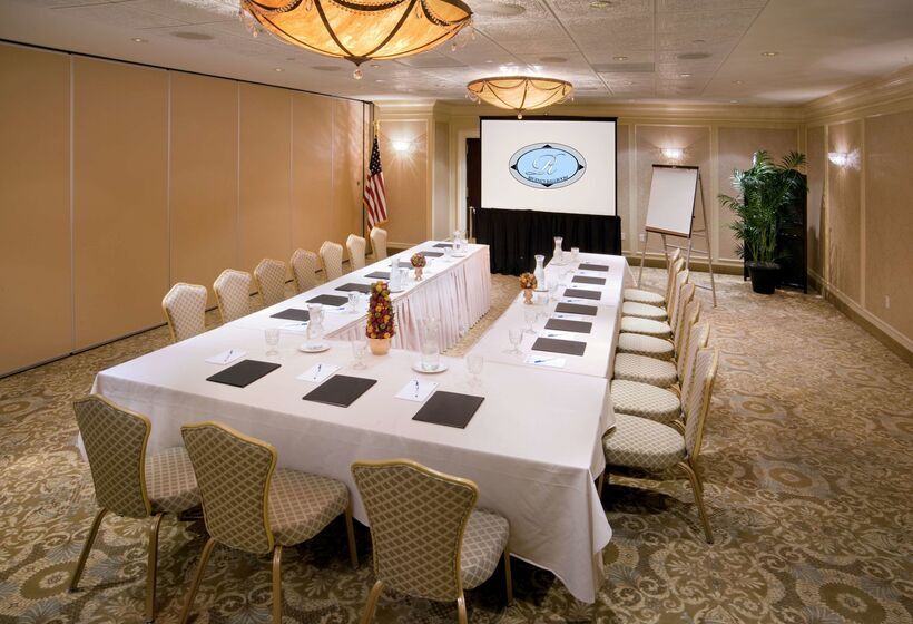 Doubletree By Hilton Hotel Nanuet