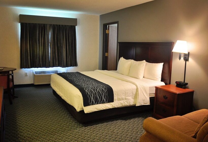 ホテル Dunes Express Inn And Suites