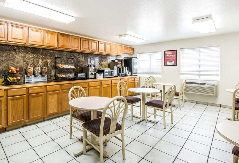 فندق Econo Lodge