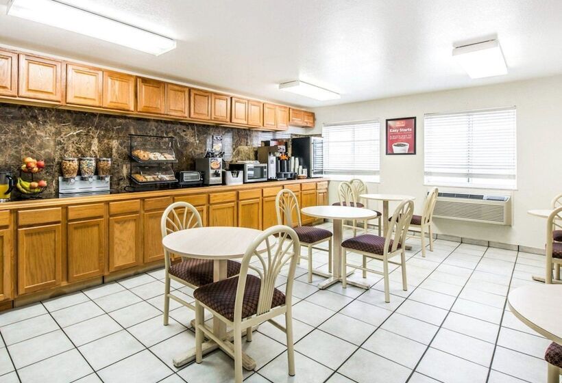 فندق Econo Lodge