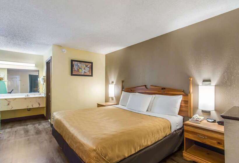فندق Econo Lodge Clinton