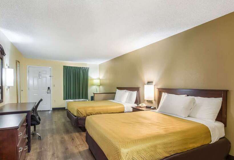 فندق Econo Lodge Clinton