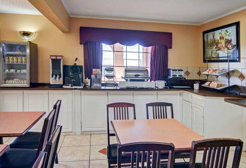 فندق Super 8 By Wyndham Decatur Texas