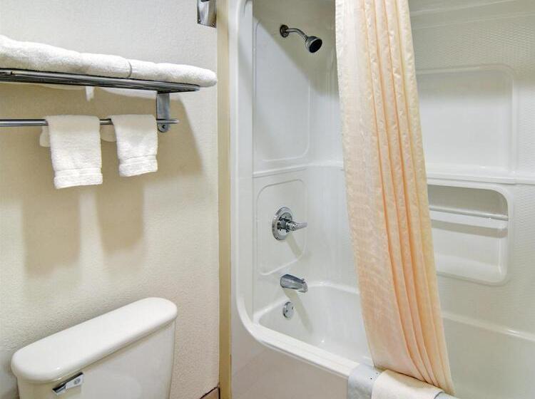 فندق Super 8 By Wyndham Decatur Texas