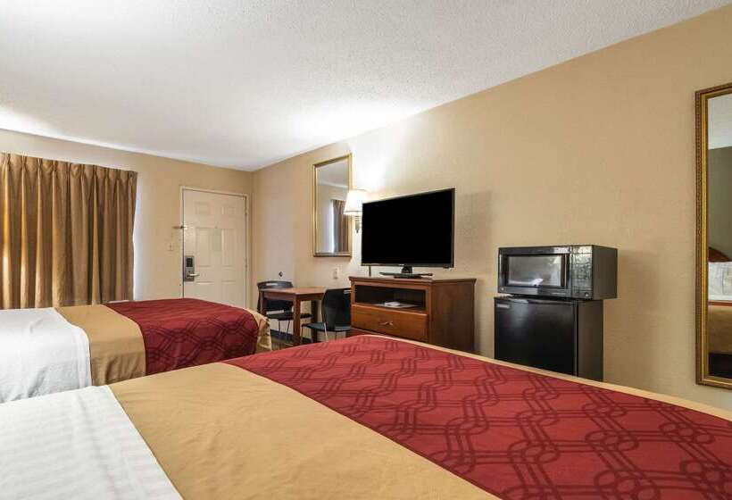 בית מלון כפרי Econo Lodge Hillsboro I 35