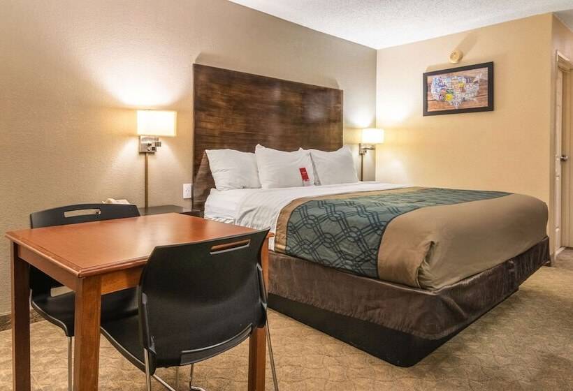 בית מלון כפרי Econo Lodge Hillsboro I 35