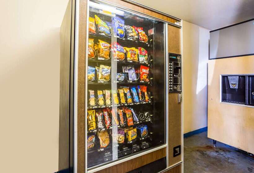 فندق Econo Lodge