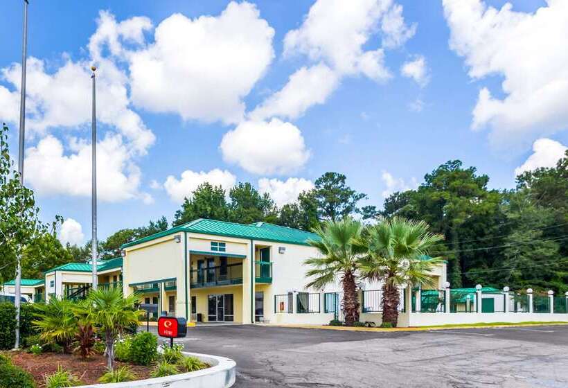 فندق Econo Lodge