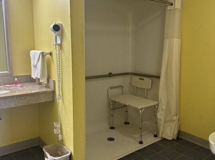 فندق Econo Lodge