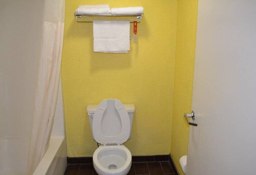 فندق Econo Lodge