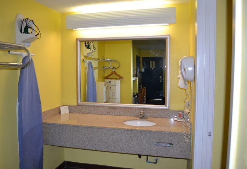 فندق Econo Lodge