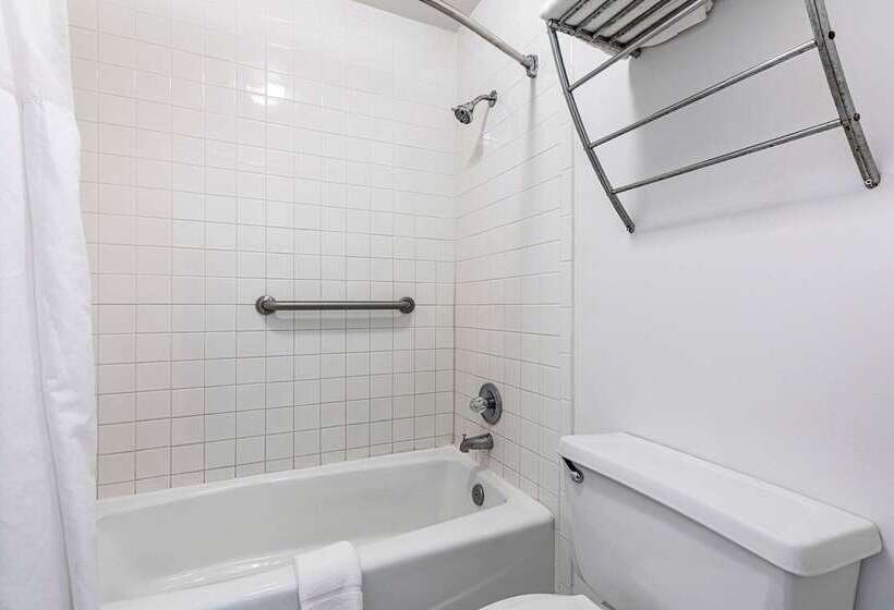 فندق Econo Lodge Vero Beach  Downtown