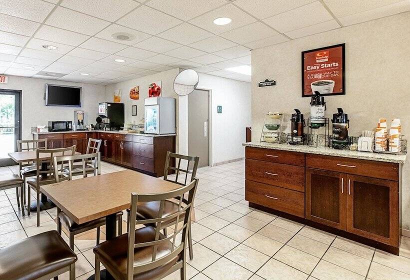 فندق Econo Lodge Vero Beach  Downtown