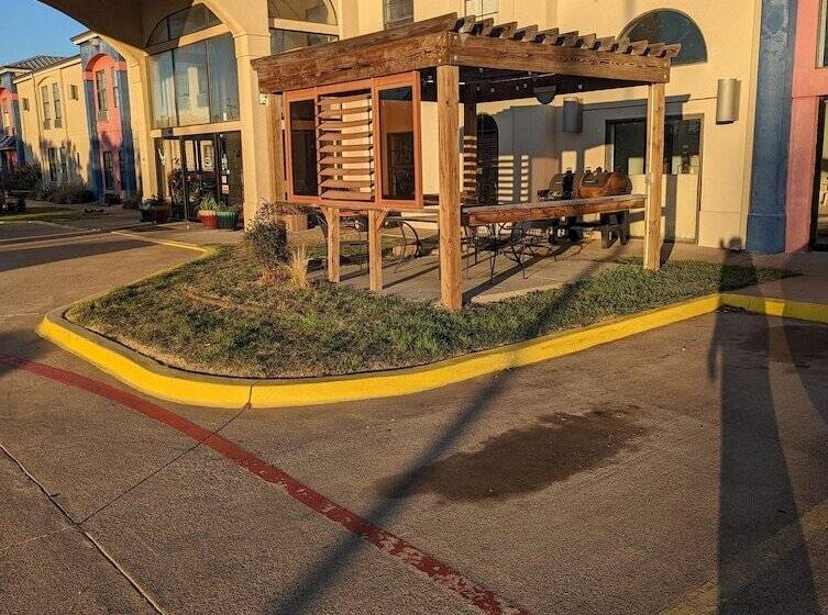 فندق Executive Inn And Suites Wichita Falls