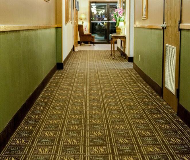 酒店 Fireside Inn And Suites