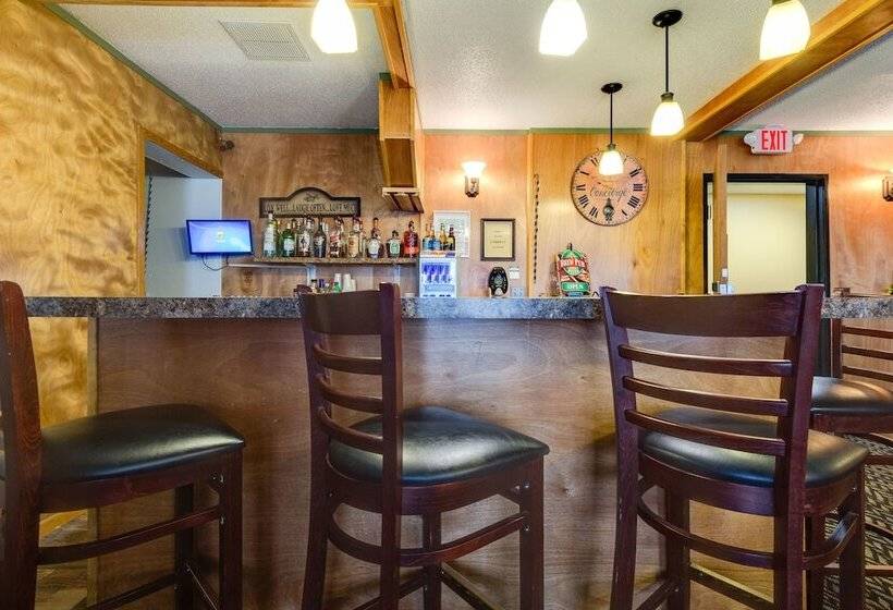 酒店 Fireside Inn And Suites