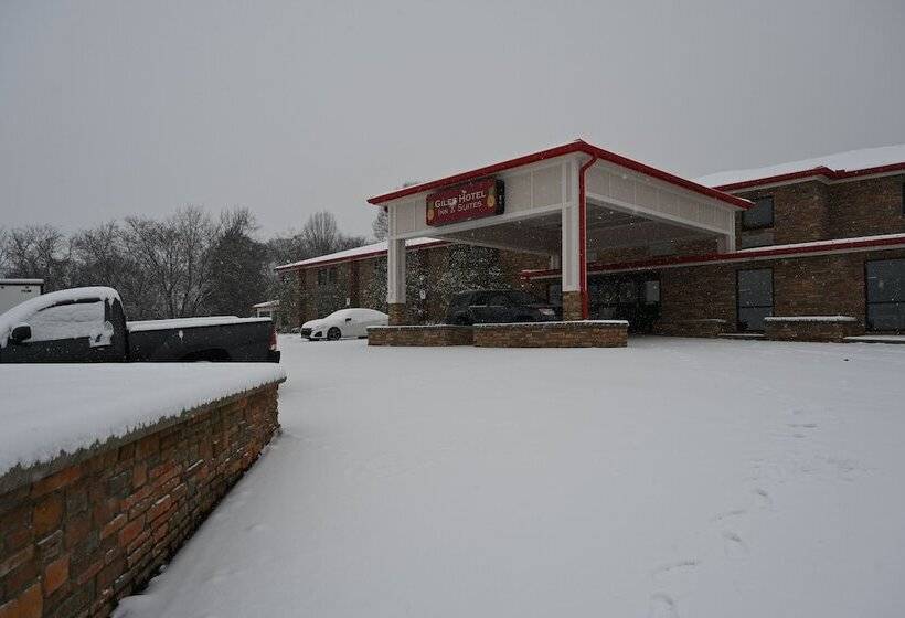 Giles Hotel Inn & Suites