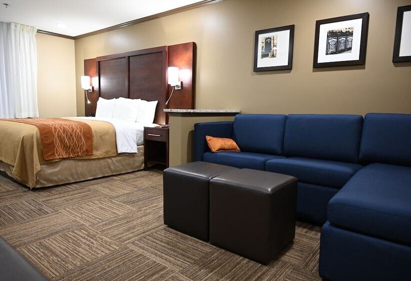 Giles Hotel Inn & Suites