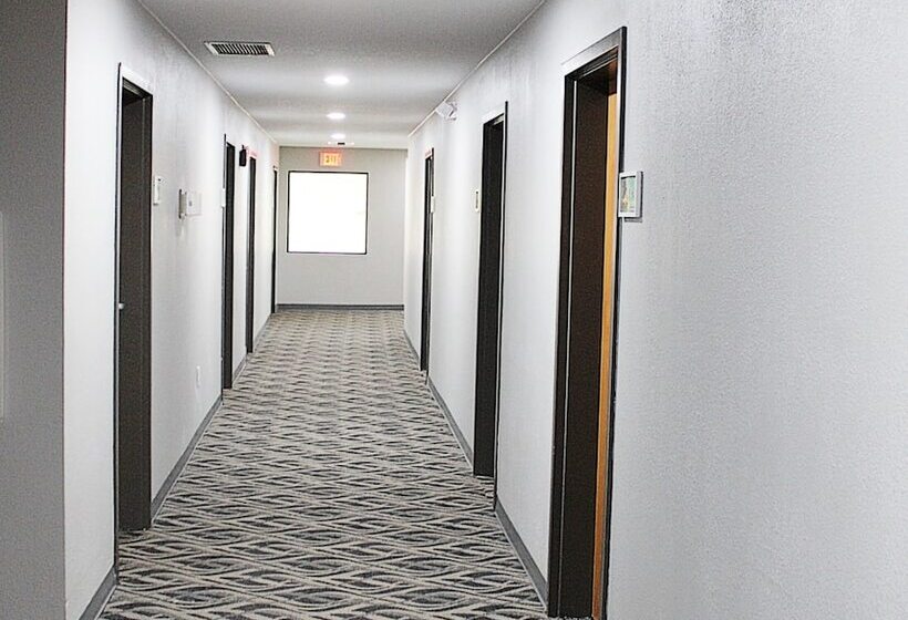 فندق Greenlight Inn & Suites
