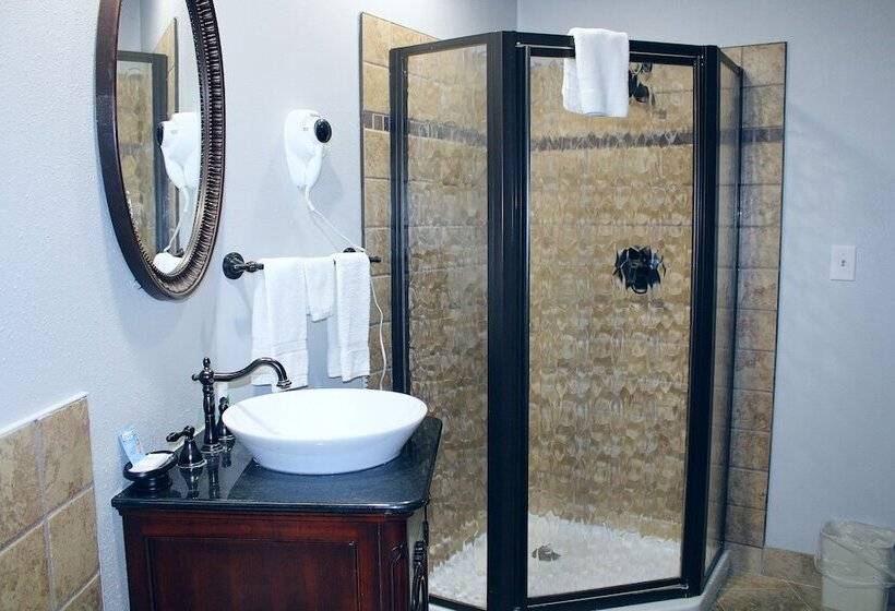 فندق Greenlight Inn & Suites