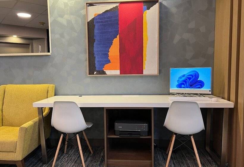 ホテル Holiday Inn Express Harrisburg Ne, An Ihg