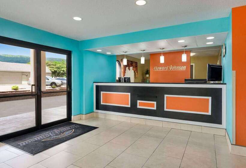 هتل Howard Johnson By Wyndham Chattanooga Lookout Mountain I 24