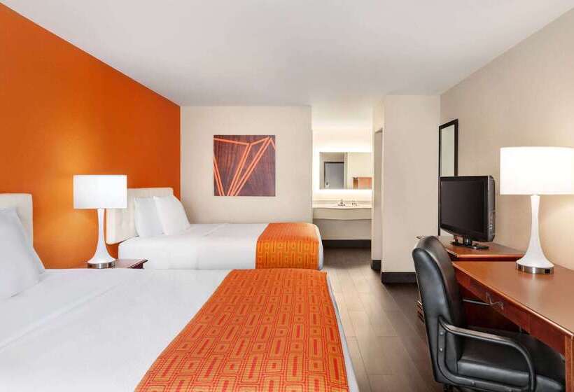 هتل Howard Johnson By Wyndham Chattanooga Lookout Mountain I 24