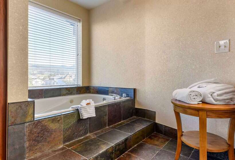 Kathryn Riverfront Inn, Ascend Hotel Collection