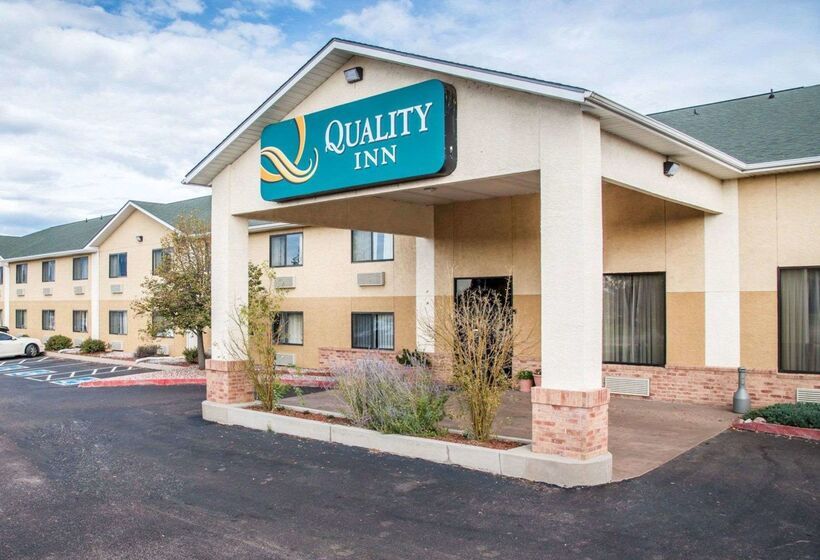 Отель Quality Inn Airport
