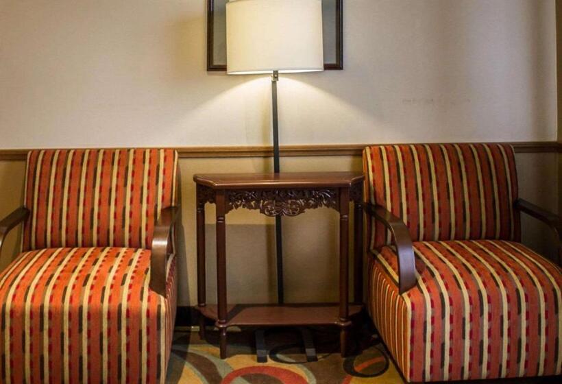 ホテル Quality Inn