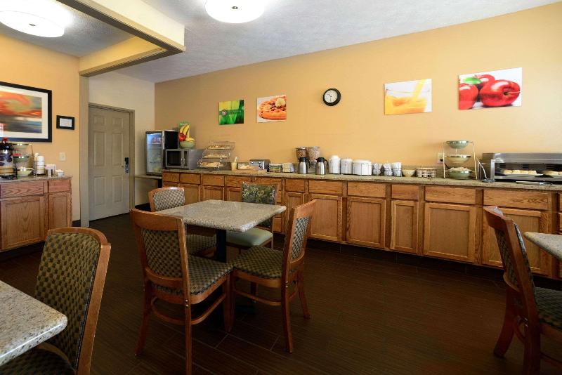 هتل Quality Inn & Suites Springfield Southwest Near I 72