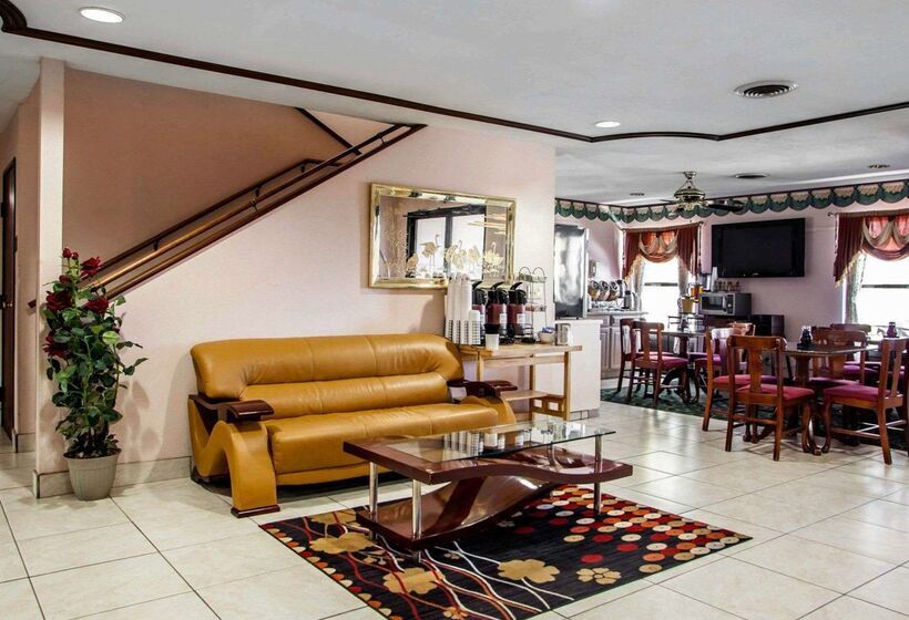 فندق Quality Inn Arcola