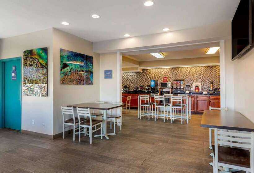 فندق Quality Inn