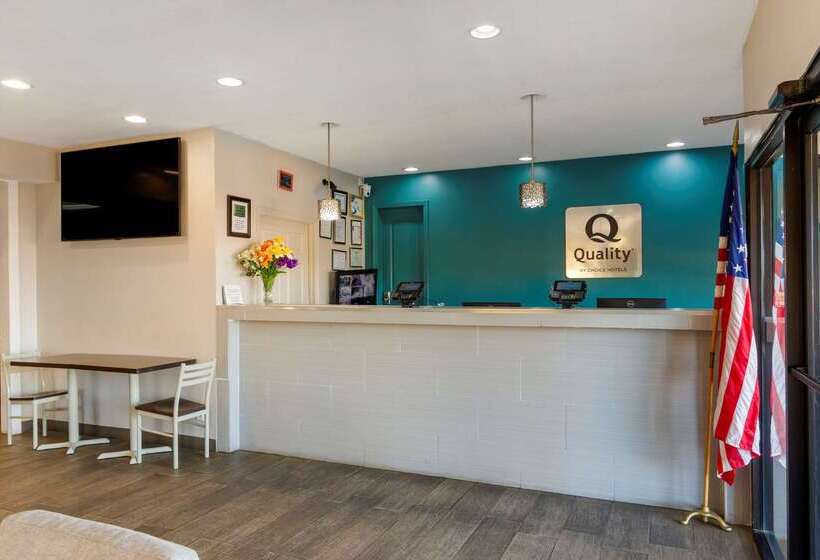فندق Quality Inn