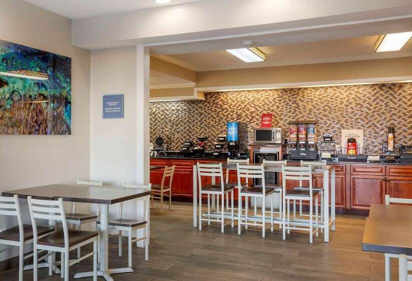 فندق Quality Inn