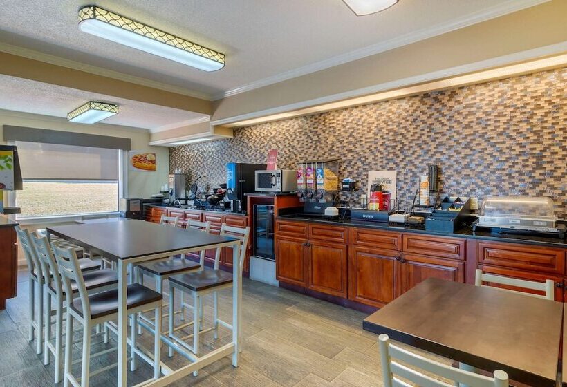 فندق Quality Inn