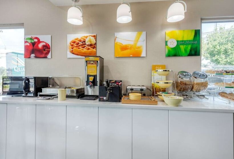 فندق Quality Inn Auburn Campus Area I85