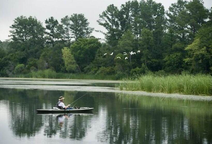 فندق Quality Inn Bastrop