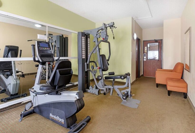 فندق Quality Inn Bemidji