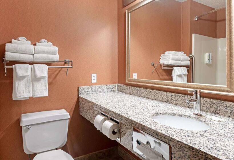 فندق Quality Inn Bemidji