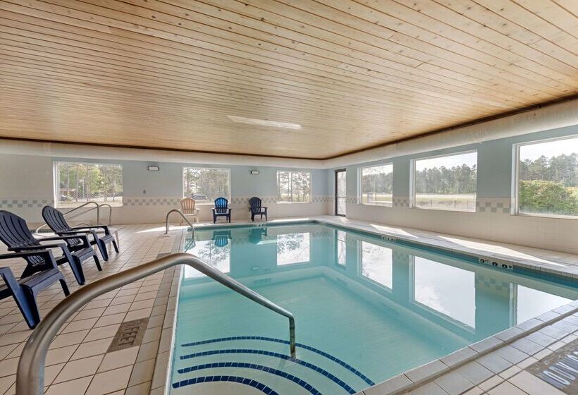 فندق Quality Inn Bemidji