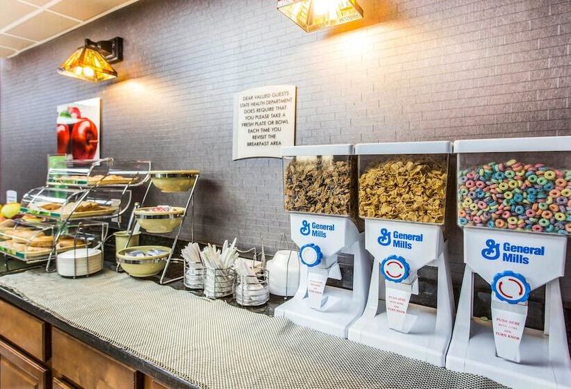 فندق Quality Inn Black Mountain Asheville East