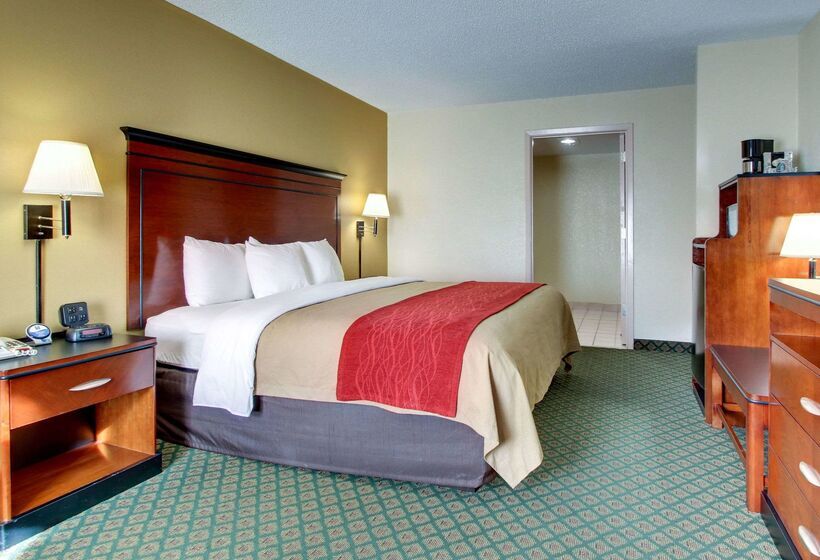 فندق Quality Inn